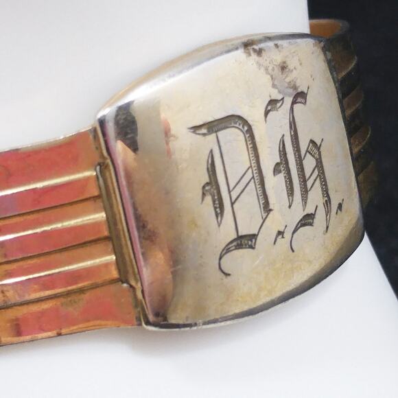 1930s Hinged Brass Bracelet Engraved Monogram Patent Design Vintage Jewelry - Picture 2 of 10